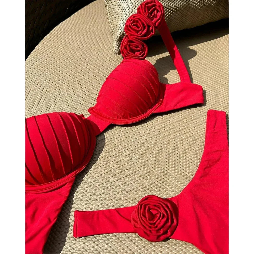 Merah Bikini Takımı